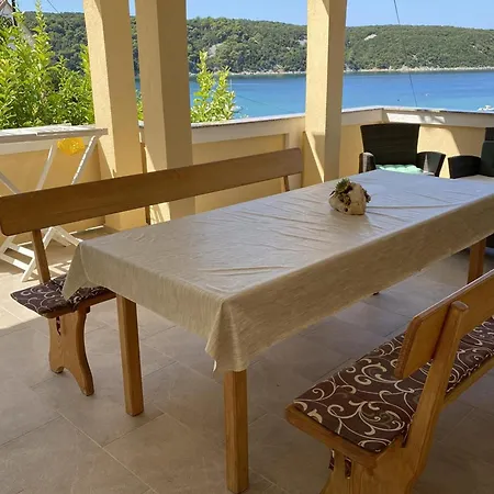 Apartment Sea View Jagoda Near The